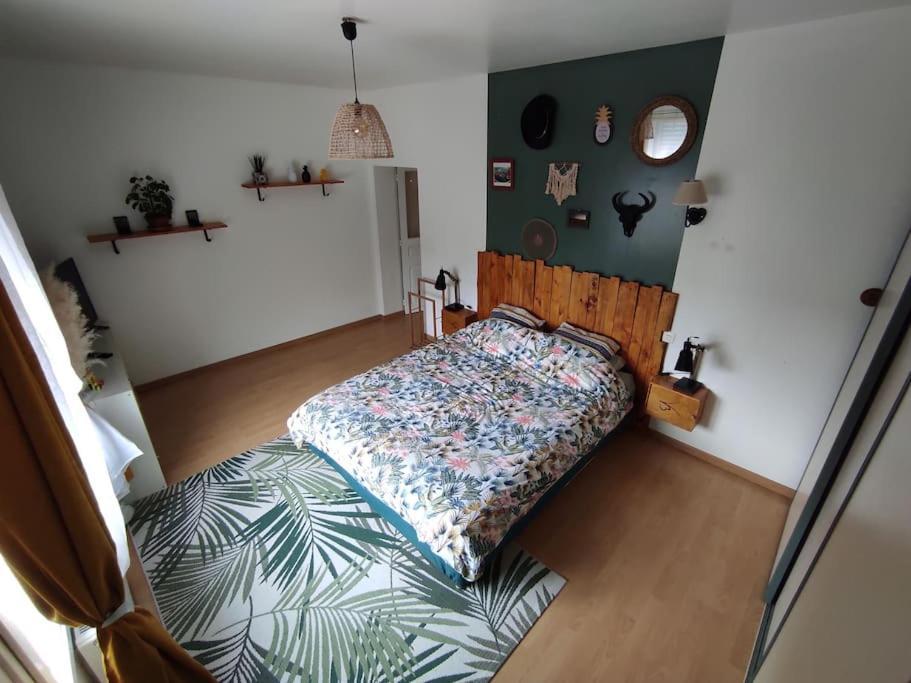 Chaleureuse Maison De Ville Avec Parking Gratuit Chinon Luaran gambar